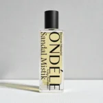 ONDÉLE Sandal Mistik Lüks Araç Parfümü (50ml Sprey) | %40 Yoğun Esans | Sıcak, Mistik ve Odunsu Oto Kokusu - Görsel 2